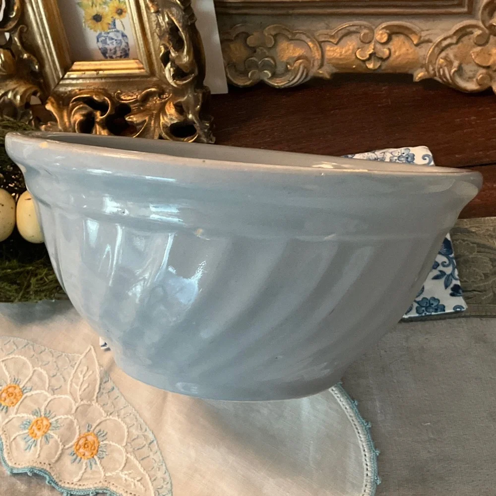 Elegant Stone Blue Ceramic Bowl - Picture 7 of 10